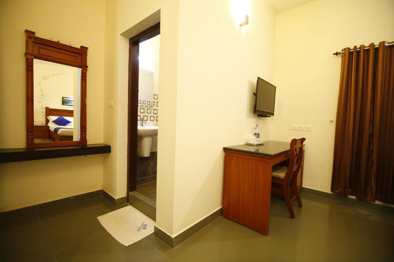 Del-679 Hotel Munnar Exterior foto